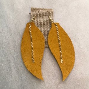 Leather earrings